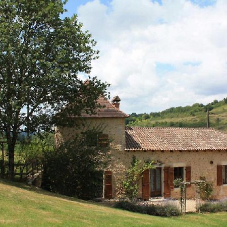 Domaine Du Bourg Salon Bed & Breakfast Exterior photo