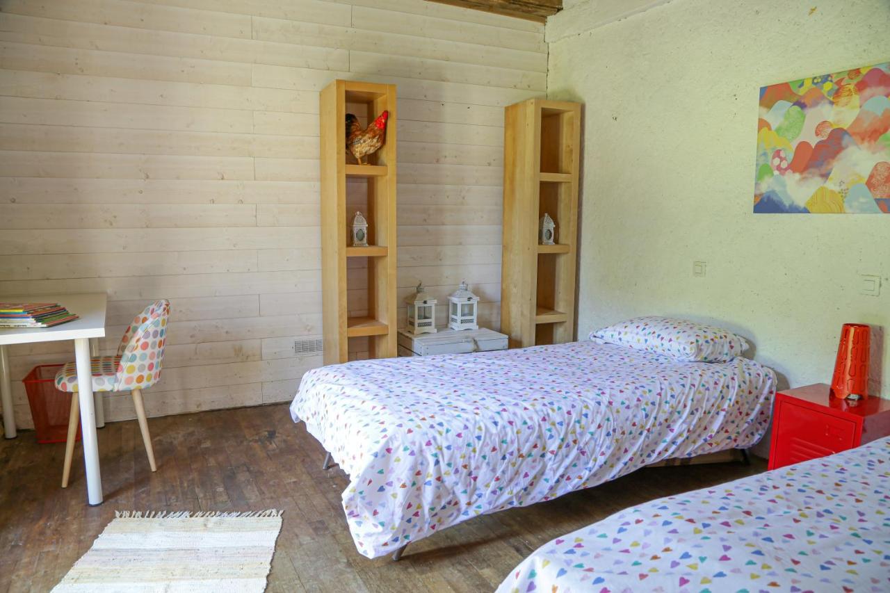 Domaine Du Bourg Salon Bed & Breakfast Exterior photo